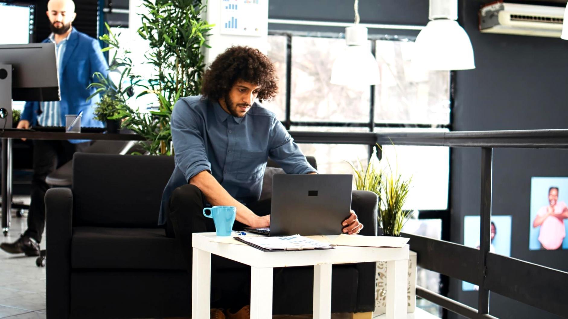 Flexible Lernumgebung mit modernen Arbeitsmaterialien